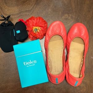 Tieks limited edition Poppy Red flats, size 10.